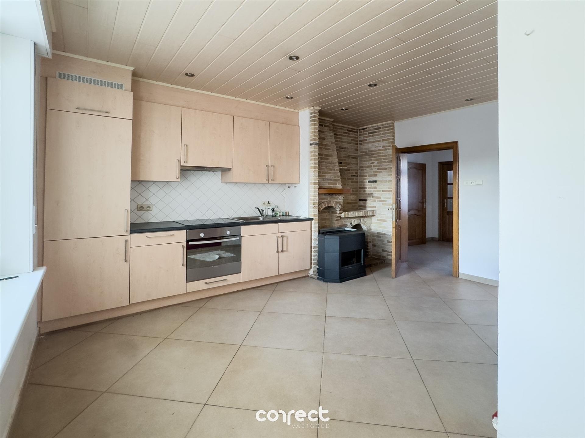 Ruime woning met garage. - foto 4