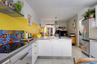 Instapklare woning met tuin en optionele garage𝗚𝘂𝗻𝘀𝘁𝗶𝗴 𝗴𝗲𝗹𝗲𝗴𝗲𝗻 𝘄𝗼𝗻𝗶𝗻𝗴 𝗺𝗲𝘁 𝟯 𝘀𝗹𝗮𝗮𝗽𝗸𝗮𝗺𝗲𝗿𝘀 𝗲𝗻 𝗴𝗿𝗼𝘁𝗲...