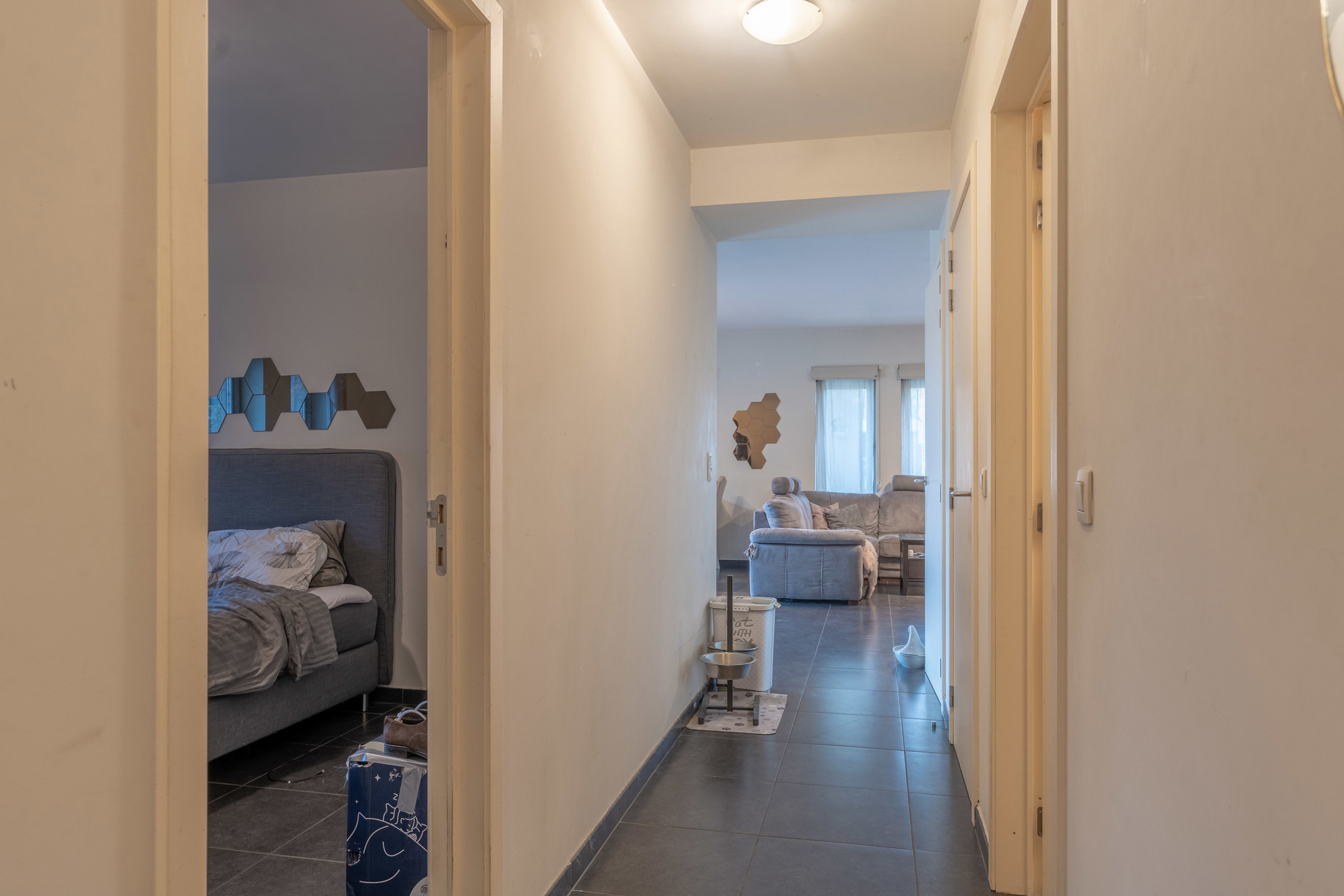 Gelijkvloers app met 2 slpk en autostaanplaats te Turnhout. - foto 5