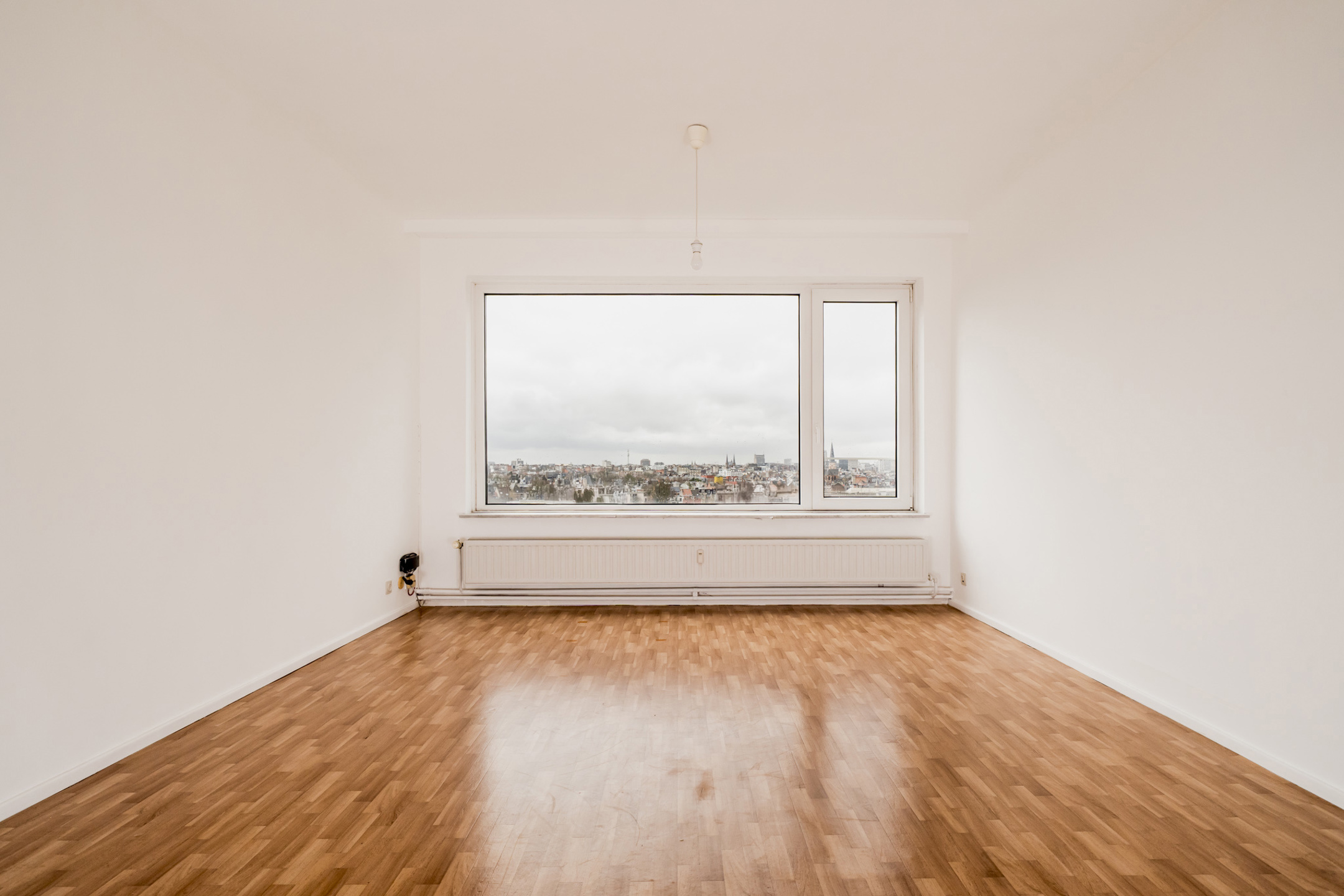 Appartement met wijds zicht en groot potentieel - foto 3
