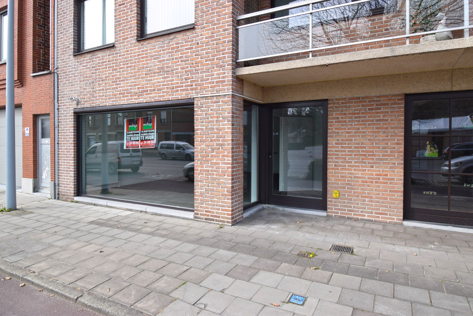 Commercial à louer à Roulers - photo 2