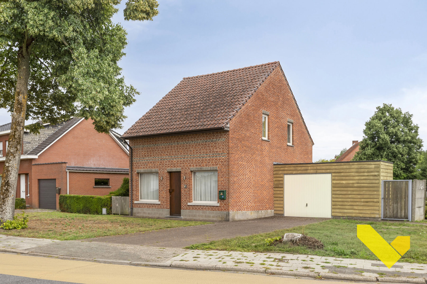 Instapklare woning gelegen nabij het centrum van Dessel! - foto 1