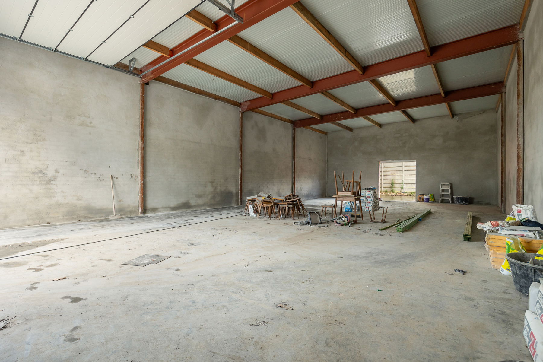 Magazijn met bouwgrond op een uitstekende locatie - foto 3