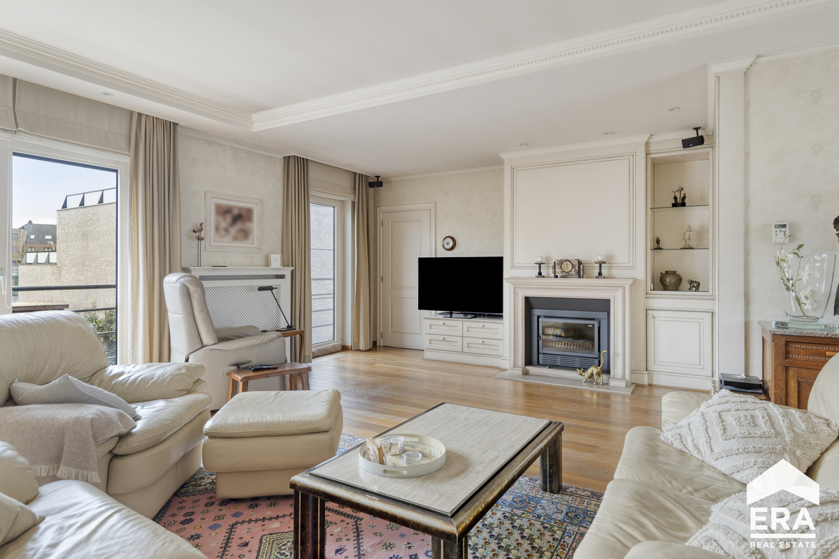 Uitzonderlijk ruim en lichtrijk duplexappartement in Lommel - foto 3