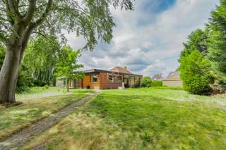 Aan het "Vliegend Paard", tussen Assebroek en Oedelem, vindt u deze ruime open bebouwing met een bewoonbare oppervlakte van 213 m² op een perceel van 669 m².<br />De woning beschikt over een lichtrijke leefruimte met houtcassette, een ingerichte keuken met zicht op de tuin, drie slaapkamers, een ruime badkamer en een praktische wasplaats met berging en veranda.<br /><br />Troeven:<br />-  Grote oppervlakte 1656m²<br />- Open bebouwing<br />- 3 slaapkamers<br /><br />Richtprijs: € 428.000 euro, Ieder bod wordt voorgelegd aan de eigenaars, die vrij zijn om al dan niet op het voorstel in te gaan.<br /> 
<div>
<div>
<div>
<div>
<div>
<div>
<div>
<div>
<div>
<div><span><span><span><span><span><span><span><span><span><span><span><span><span><span><span><span><span><span><span><span><span><span><span><span><span><span><span><span><span><span><span><span><span><span><span><span><span><span><span><span><span><span><span><span><span><span><span><span><span><span><span><span><span><span><span><span><span><span><span><span><span><span><span><span><span><span><span><span><span><span><span><span><span><span><span><span><span><span><span><span><span><span><span><span><span><span><span><span><span><span><span><span><span><span><span><span><span><span><span><span><span><span><span><span><span><span><span><span><span><span><span><span><span><span><span><span><span><span><span><span><span><span><span><span><span><span><span><span><span><span><span><span><span><span><span><span><span>Contacteer PERSPECTIEF VASTGOED – 7 op 7 bereikbaar – voor meer informatie of een bezoek.<br />Bel  050/550.750 of mail naar info@perspectiefvastgoed.be!</span></span></span></span></span></span></span></span></span></span></span></span></span></span></span></span></span></span></span></span></span></span></span></span></span></span></span></span></span></span></span></span></span></span></span></span></span></span></span></span></span></span></span></span></span></span></span></span></span></span></span></span></span></span></span></span></span></span></span></span></span></span></span></span></span></span></span></span></span></span></span></span></span></span></span></span></span></span></span></span></span></span></span></span></span></span></span></span></span></span></span></span></span></span></span></span></span></span></span></span></span></span></span></span></span></span></span></span></span></span></span></span></span></span></span></span></span></span></span></span></span></span></span></span></span></span></span></span></span></span></span></span></span></span></span></span></span></div>
</div>
</div>
</div>
</div>
</div>
</div>
</div>
</div>
</div>