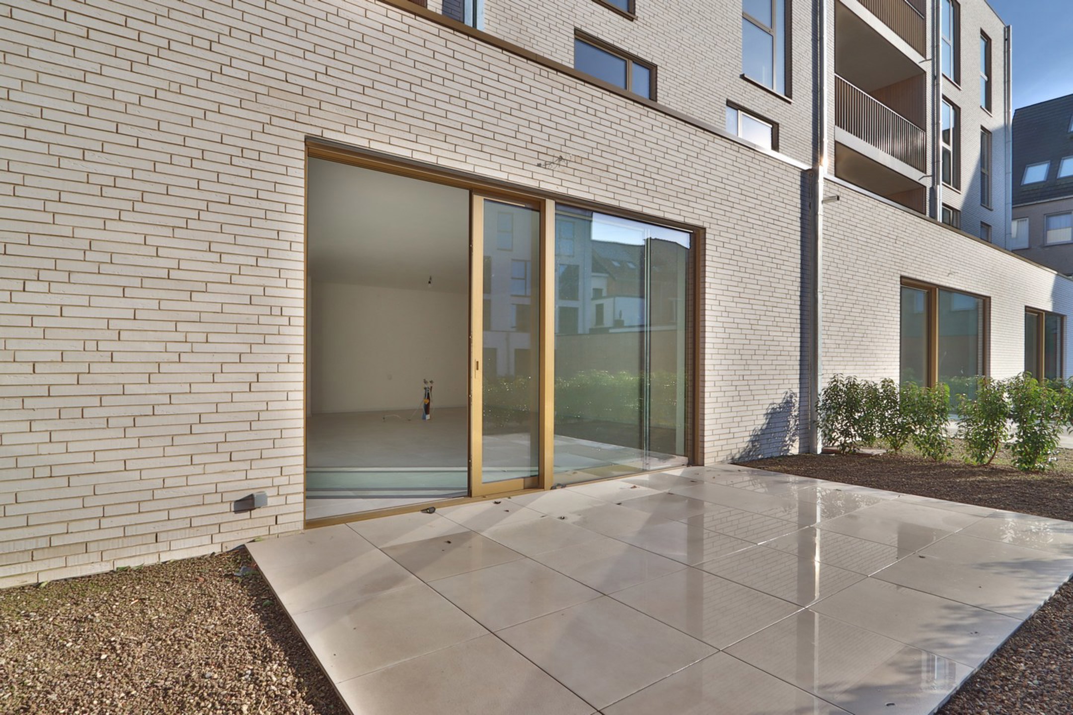 BEN-appartement met 2 slpks nabij 't station van Beveren - foto 2