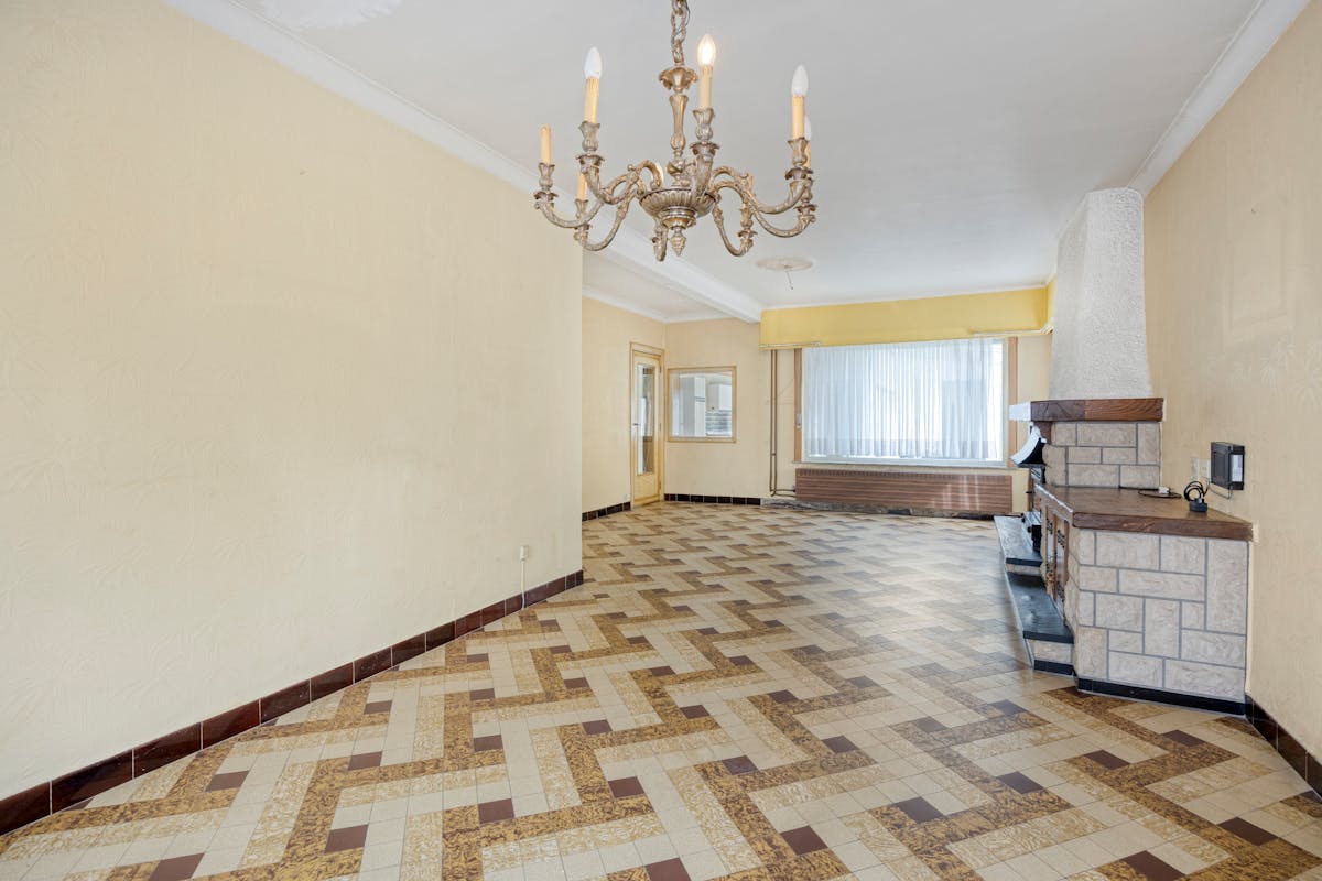 Cozy semi-detached building with lots of potential for sale. - photo 4