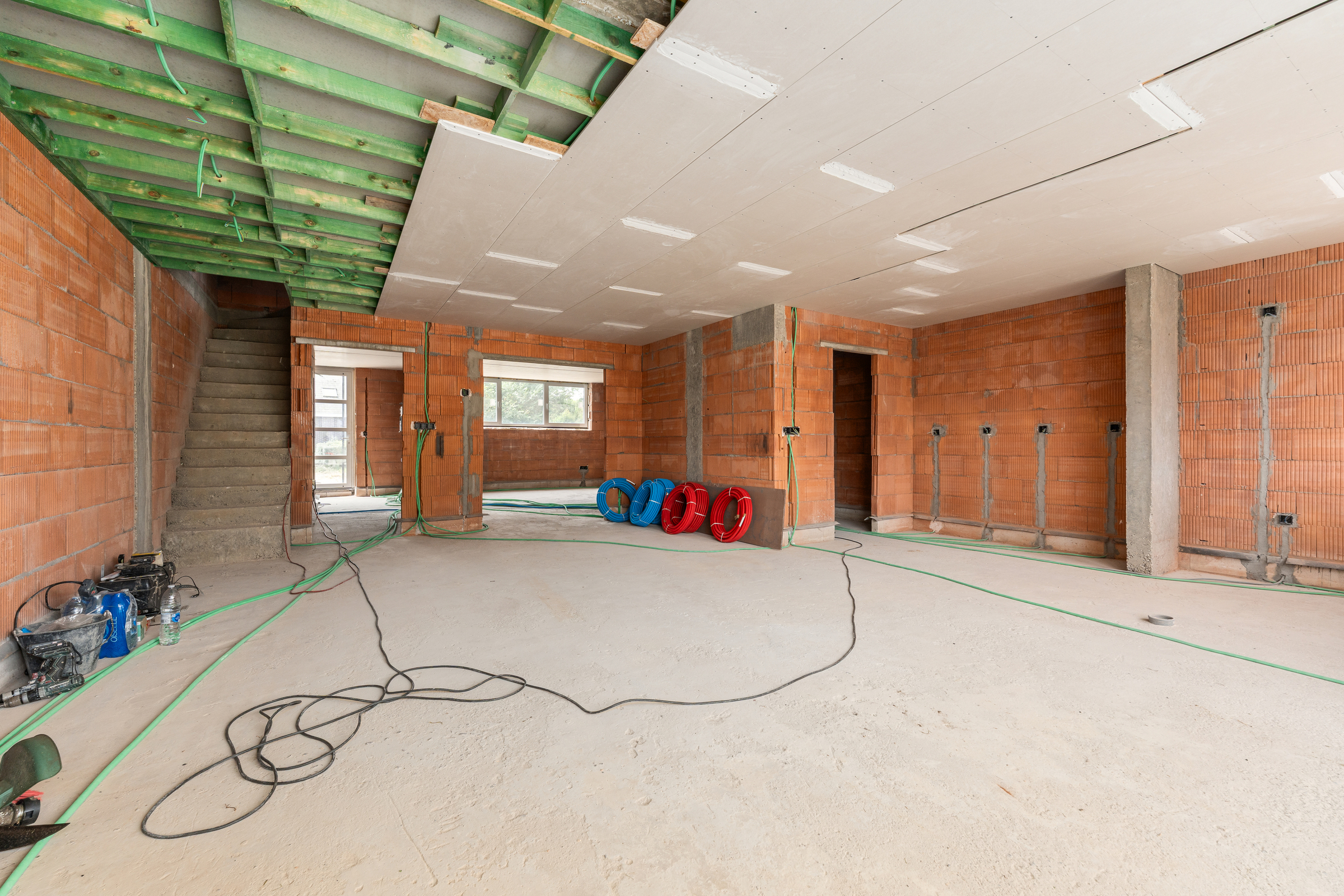 Ruime casco woning met 5 slaapkamers in Sint-Gillis - foto 3