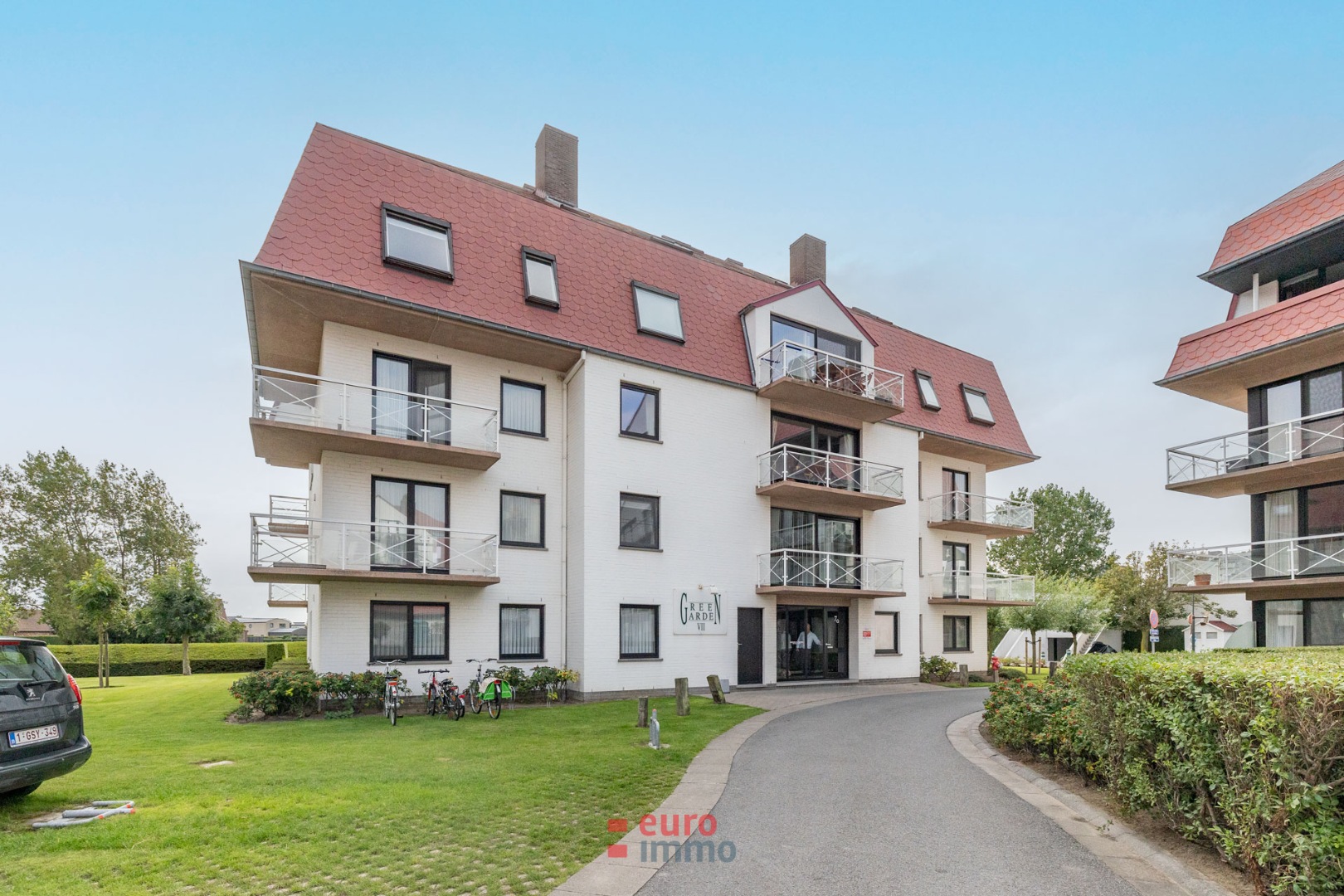 Zalig gelegen appartement met 2 slaapkamers in een zéér rustig domein tussen Westende en Middelkerke, op 300m van de zee en het zandstrand. - foto 2