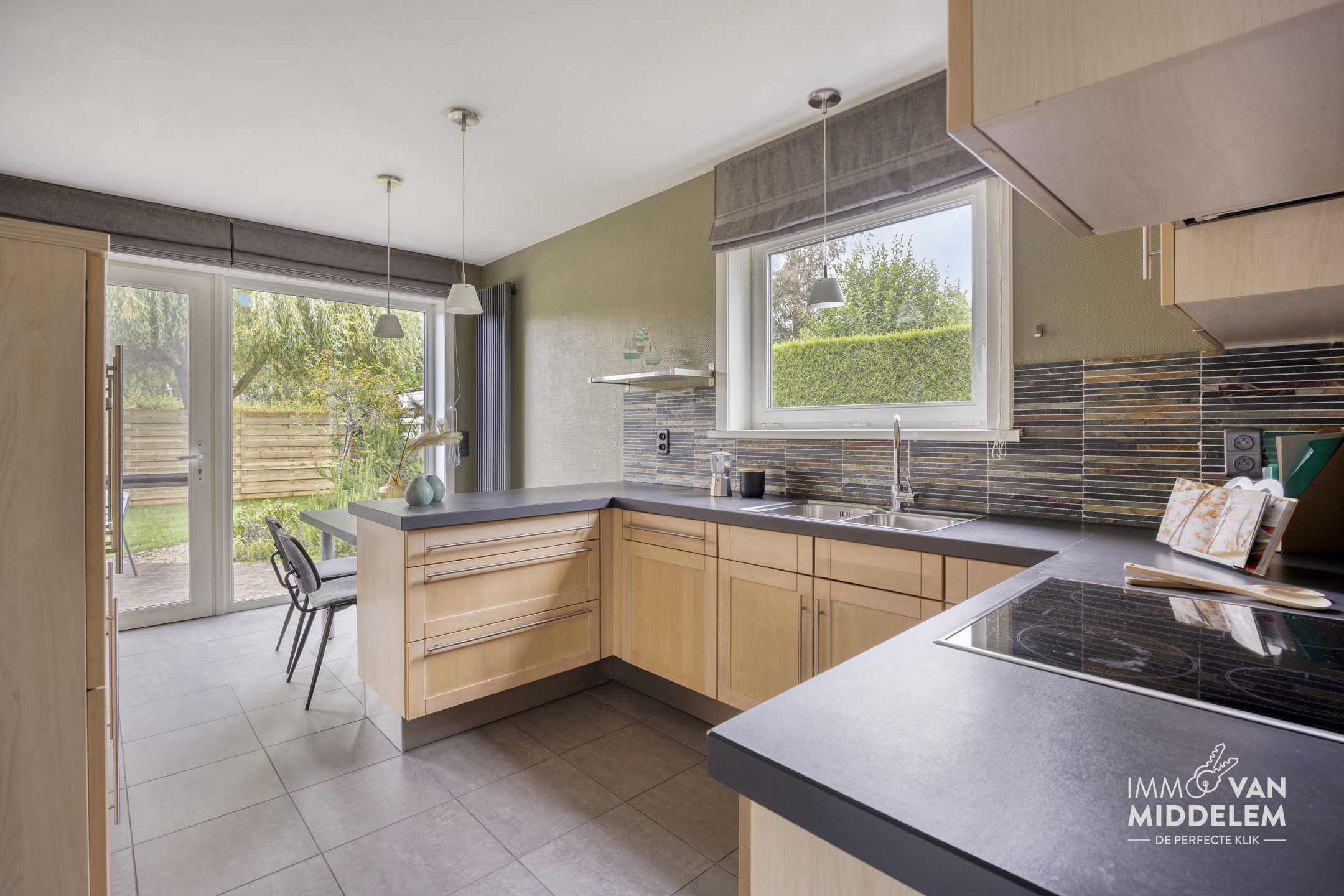 INSTAPKLARE VILLA MET 4 KAMERS EN BUREAU + BOUWGROND - foto 5