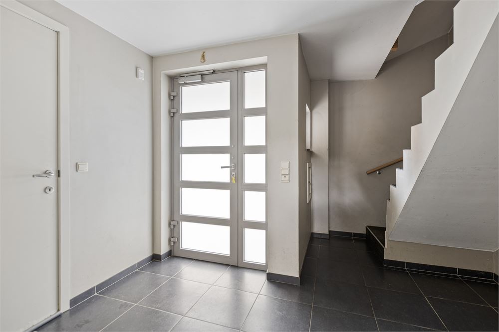 Bel-étage woning met 3 slaapkamers - foto 2