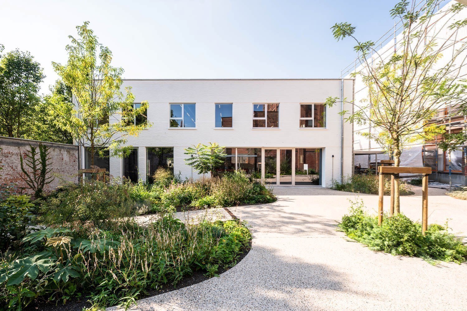 Unit 1A in gerenoveerd kantoorgebouw in centrum Gent! - foto 1