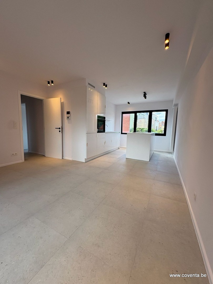 Mooi instapklaar appartement met 1 slaapkamer te huur te Wevelgem - photo 2