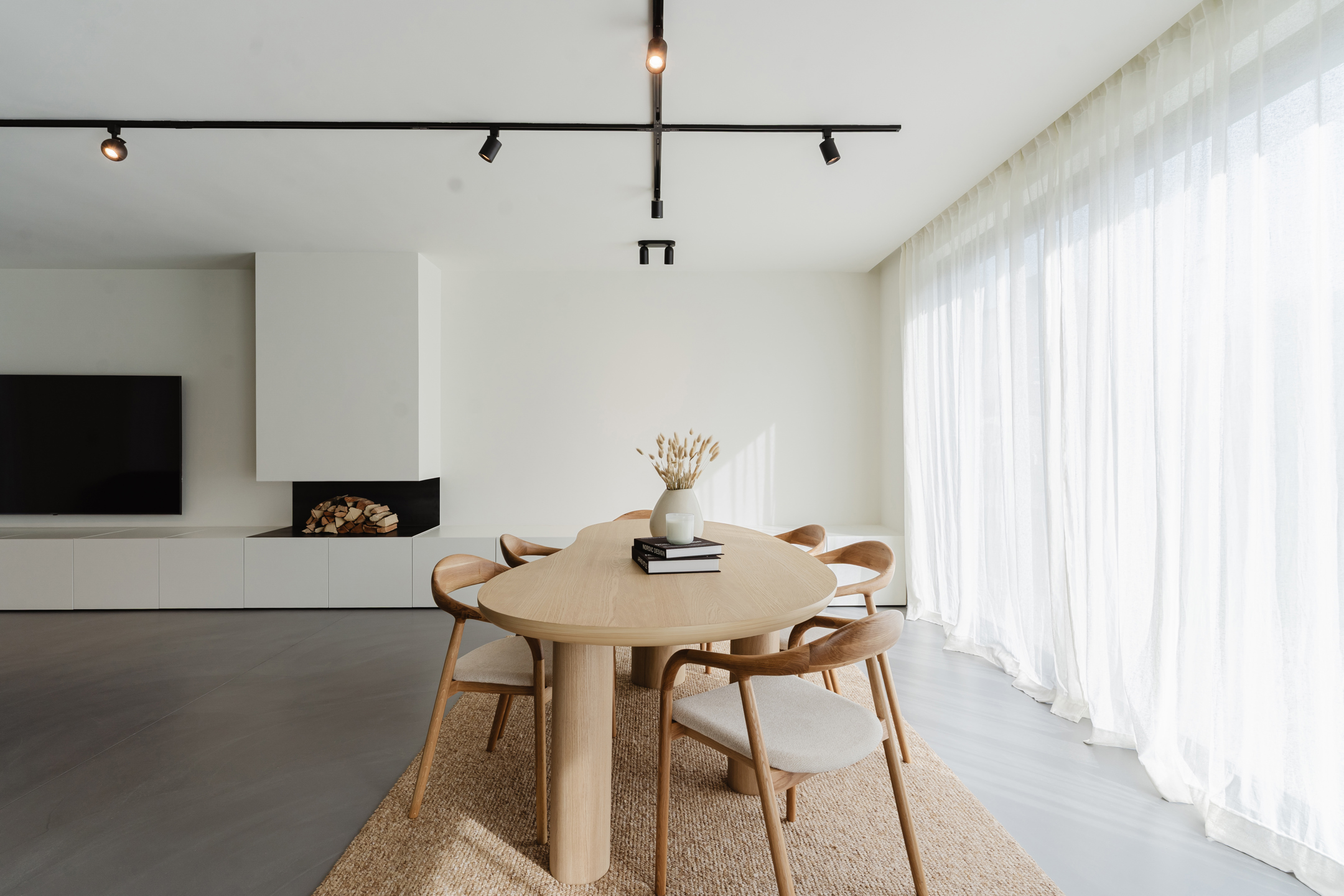 Modernistische woning met 4 slaapkamers en tuin te Drongen - foto 3