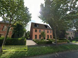 In de residentiële en rustige omgeving van de Lage Kaart in Brasschaat bieden wij, in samenwerking met Covast, deze centraal gelegen bouwgrond aan...