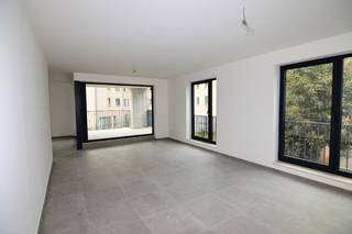 Gelegen in het centrum, met gemakkelijke verbinding E19 Brussel- Antwerpen, en op wandelafstand van het station.Het appartement is bijna energie...