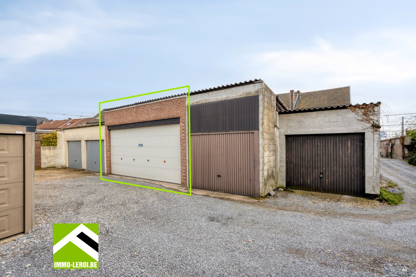 Instapklare woning met grote garage en tuin - aan centrum Tongeren - foto 2