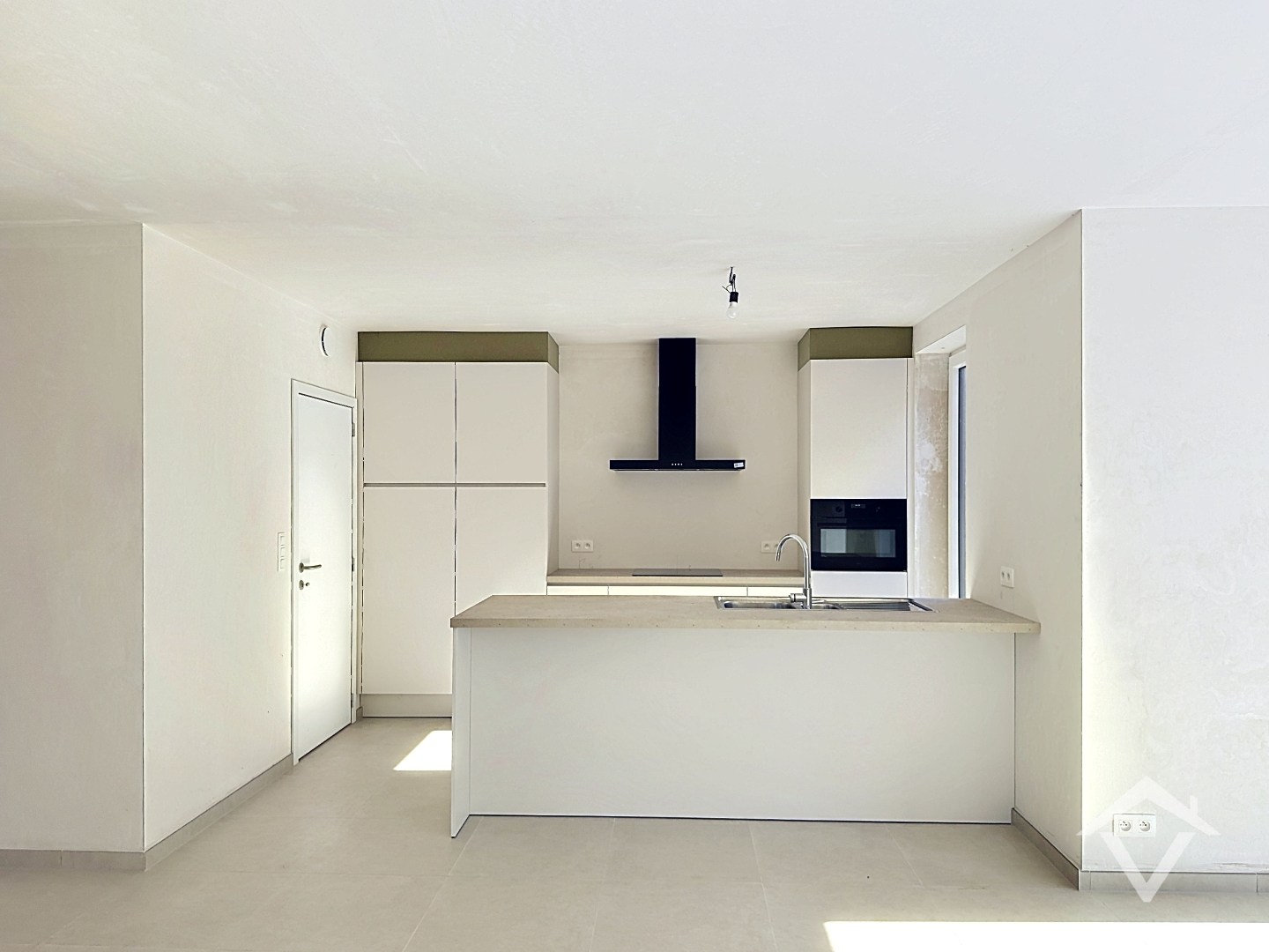 Alleenstaande nieuwbouwwoning met 3 slaapkamers en carport te Koekelare - foto 4