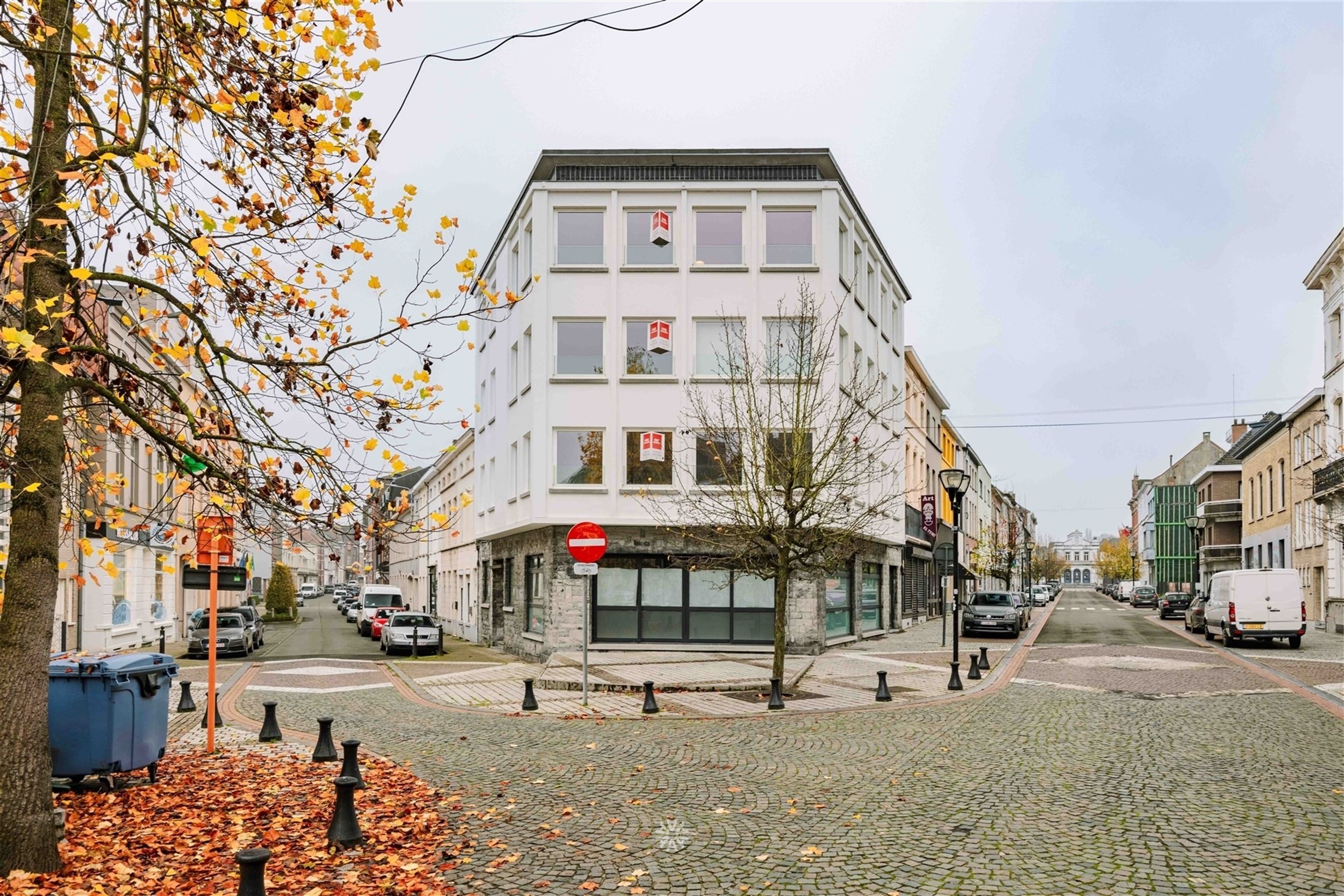 Apartment with trendy-look in a prime location - photo 1