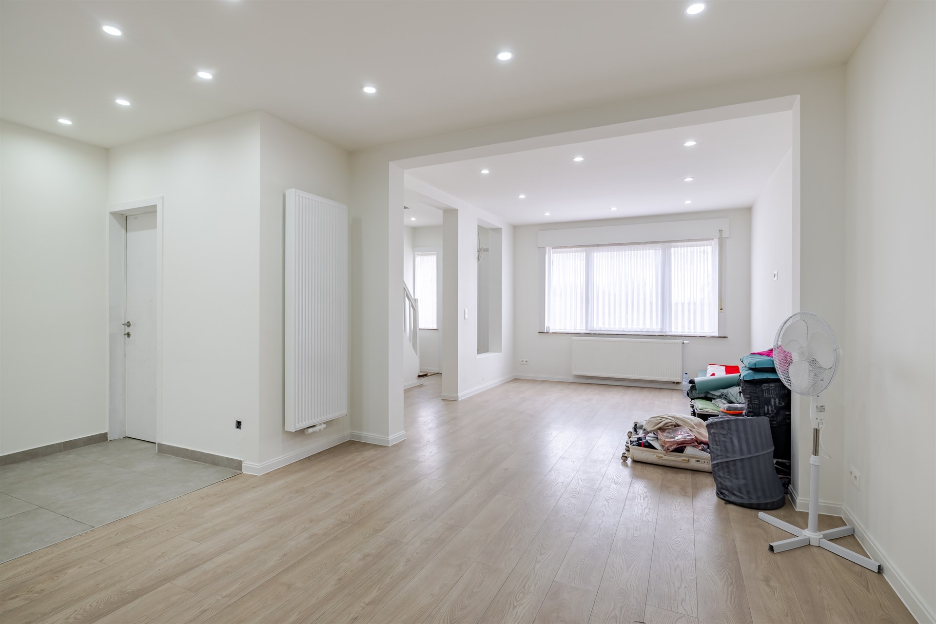 Deels gerenoveerde woning met drie slaapkamers te Erembodegem - foto 5