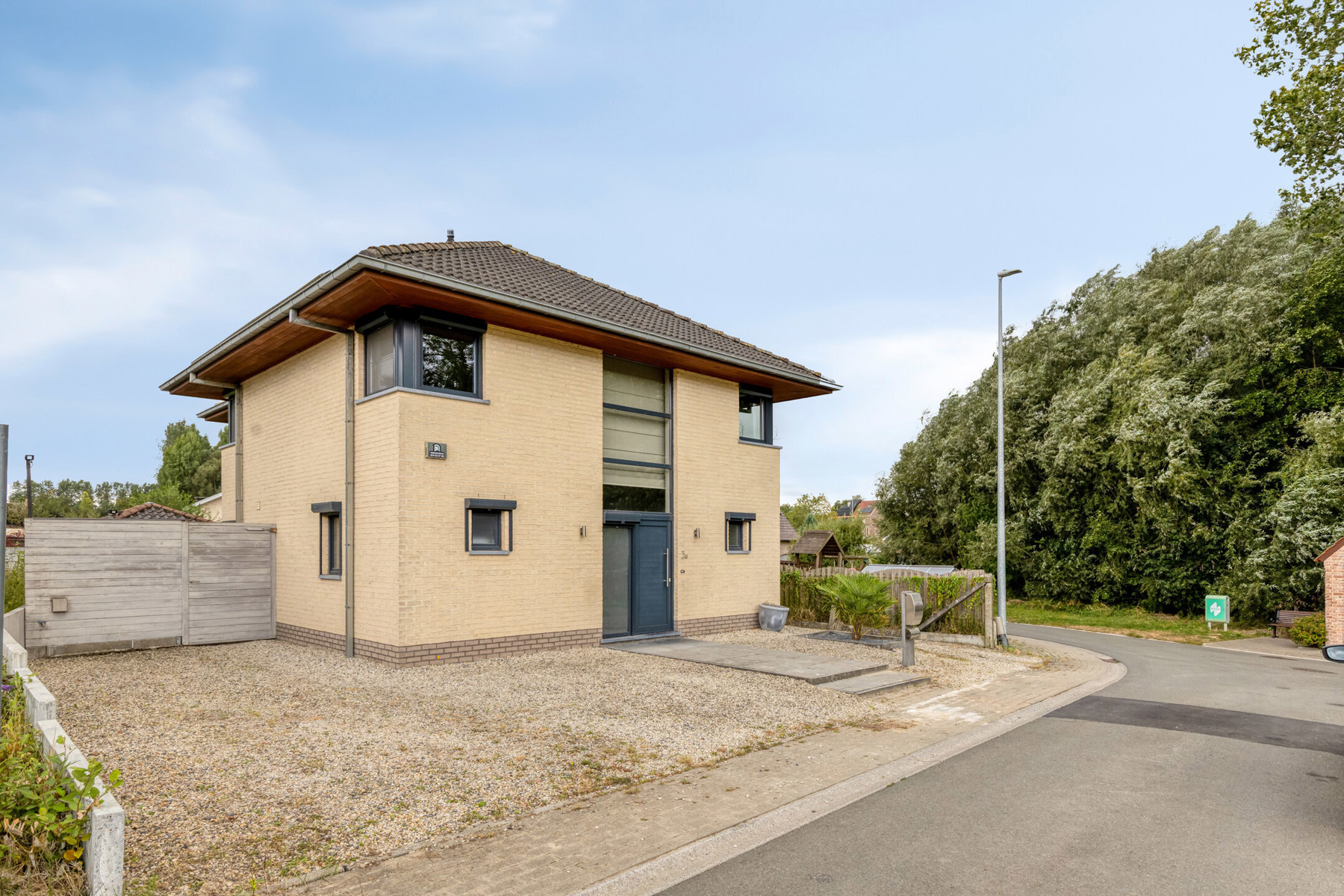 Prachtige woning met 4 slaapkamers - foto 1