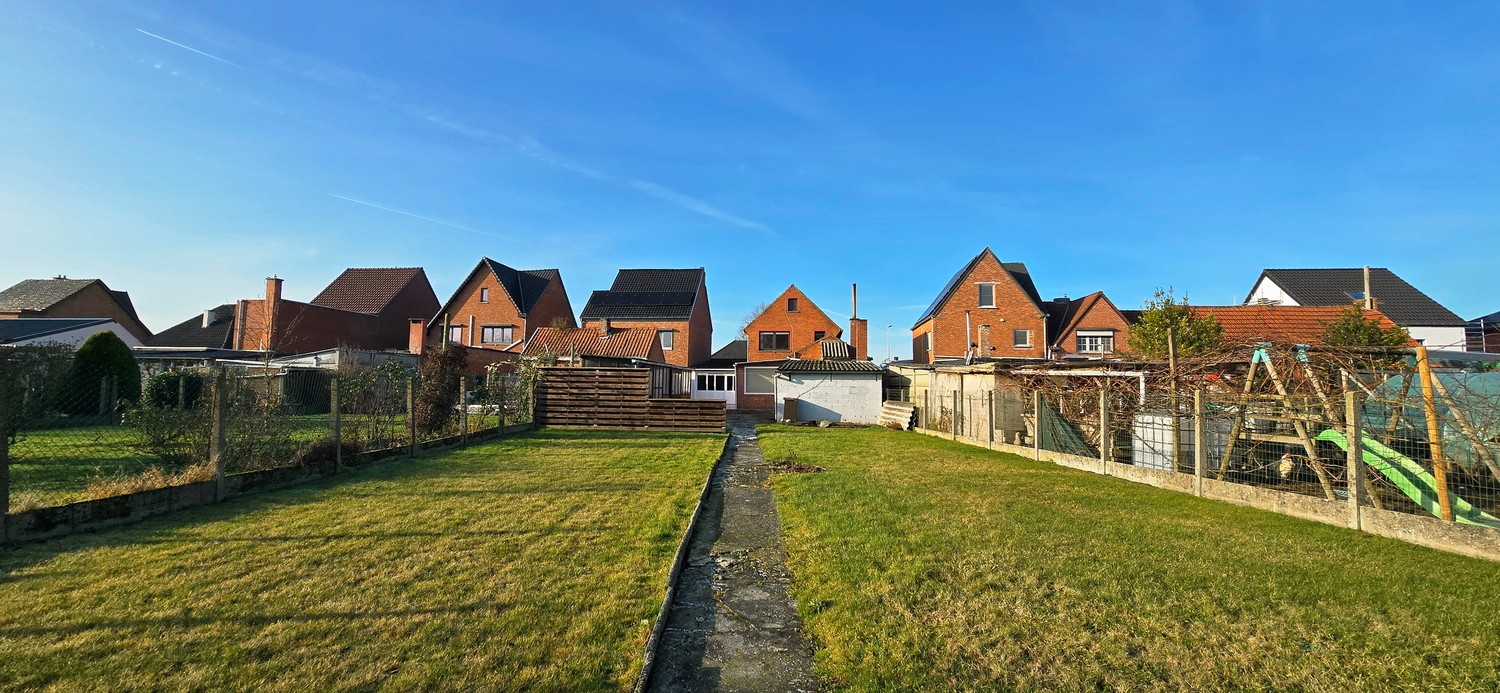 Te renoveren HOB met 3 slaapkamers op een perceel van 1.171 ca gelegen in Donk (Herk-de-Stad) - foto 3
