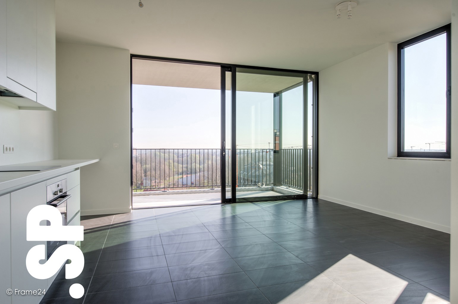 Appartement met 1 slaapkamer en ruim terras in Residentie "BELLE FONTAINE" in Turnhout. - foto 2