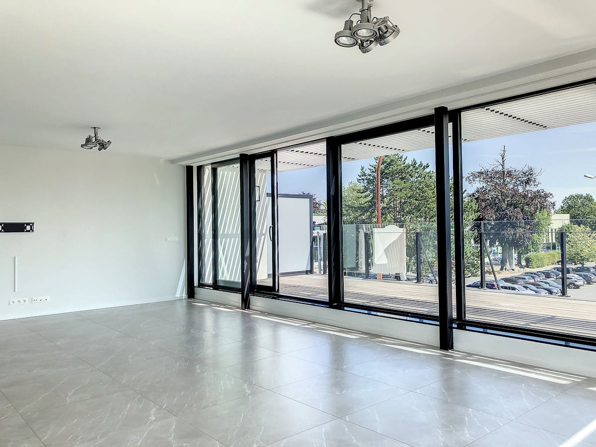 appartement de 3 chambres à louer à Sint-Denijs-Westrem - photo 2