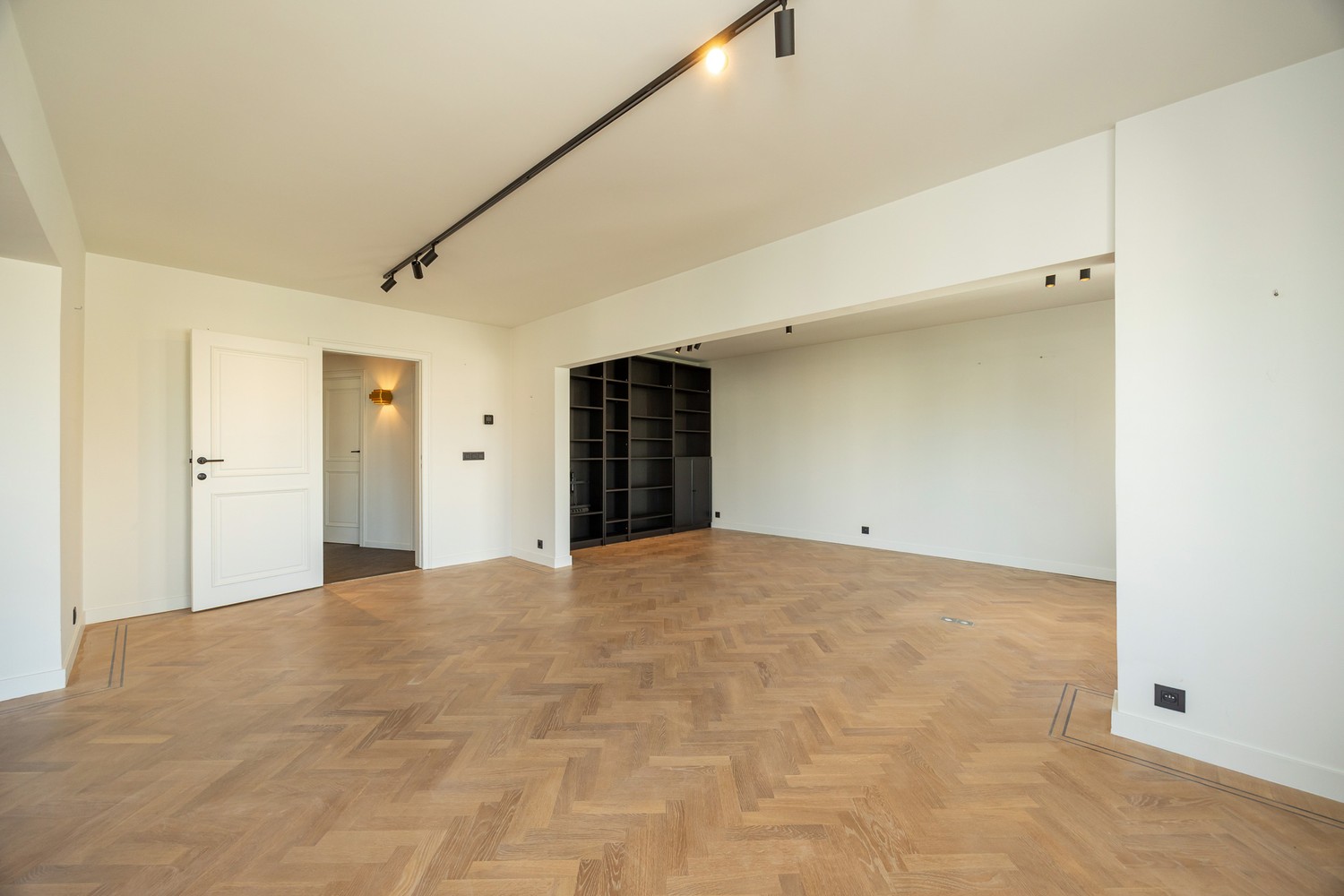Luxueus en energiezuinig hoekappartement (260m²) op de 6de verdieping met prachtig uitzicht op het Stadspark - photo 4