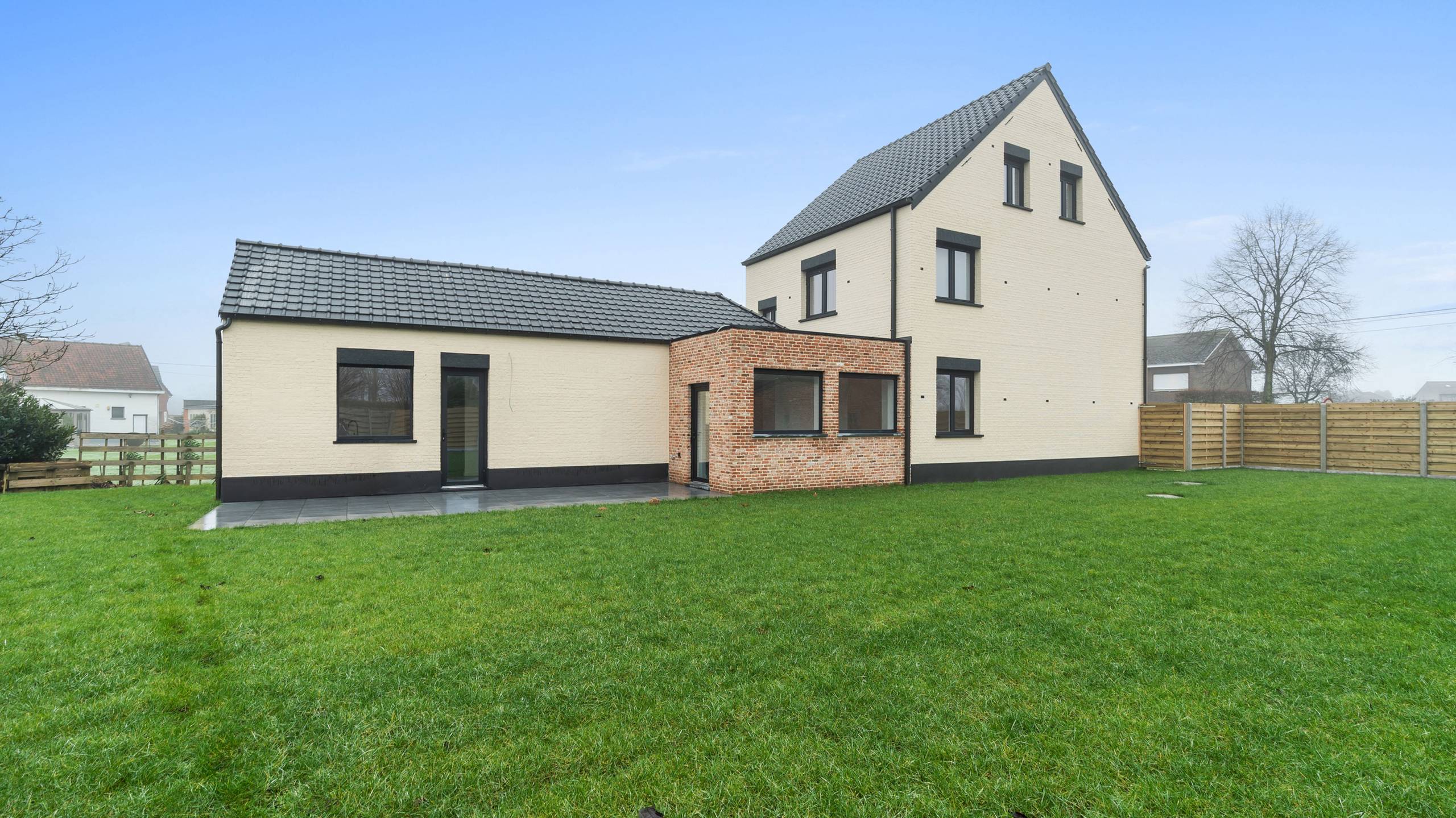 Ruime en volledig gerenoveerde woning op 835m2 in Westerlo - foto 1