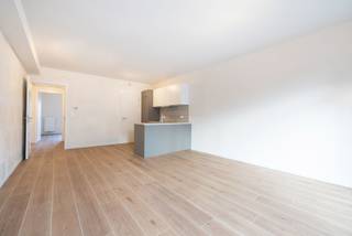 <p>Beautiful bright 1-bedroom apartment 71m² with a terrace. Located in the fantastic residence Agatha Garden you can find this apartment with separate toilet and large bedroom. PEB A/B+. Basement at € 5,000, parking optional. Sale subject to VAT and registration fees. Breyne law guarantee. VAT 6% under conditions. Discover all information through our team.</p>