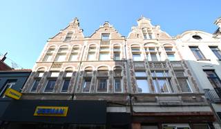 Prachtig 2-slaapkamer appartement gelegen in historisch woonproject ' Centre Ville ' te Lier.Dit pand is gelegen op centrale locatie te centrum Lier,...