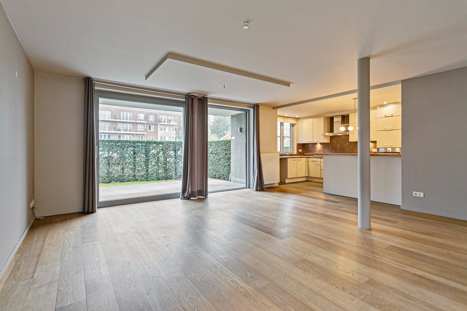 Prachtig gelijkvloers 3 slaapkamer appartement met tuin van 389m2 - foto 5