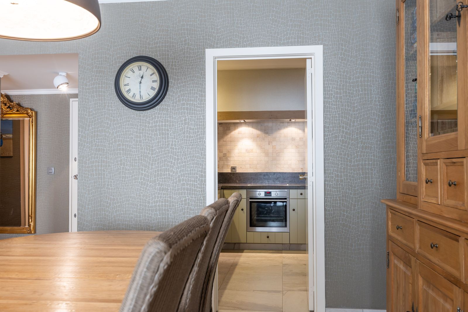 Stijlvol en ruim appartement met 1 slpk pal aan het strand - photo 4