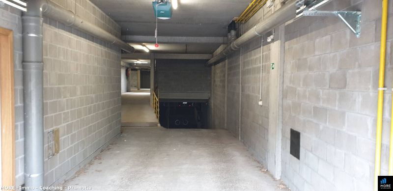 Place de stationnement - photo 3