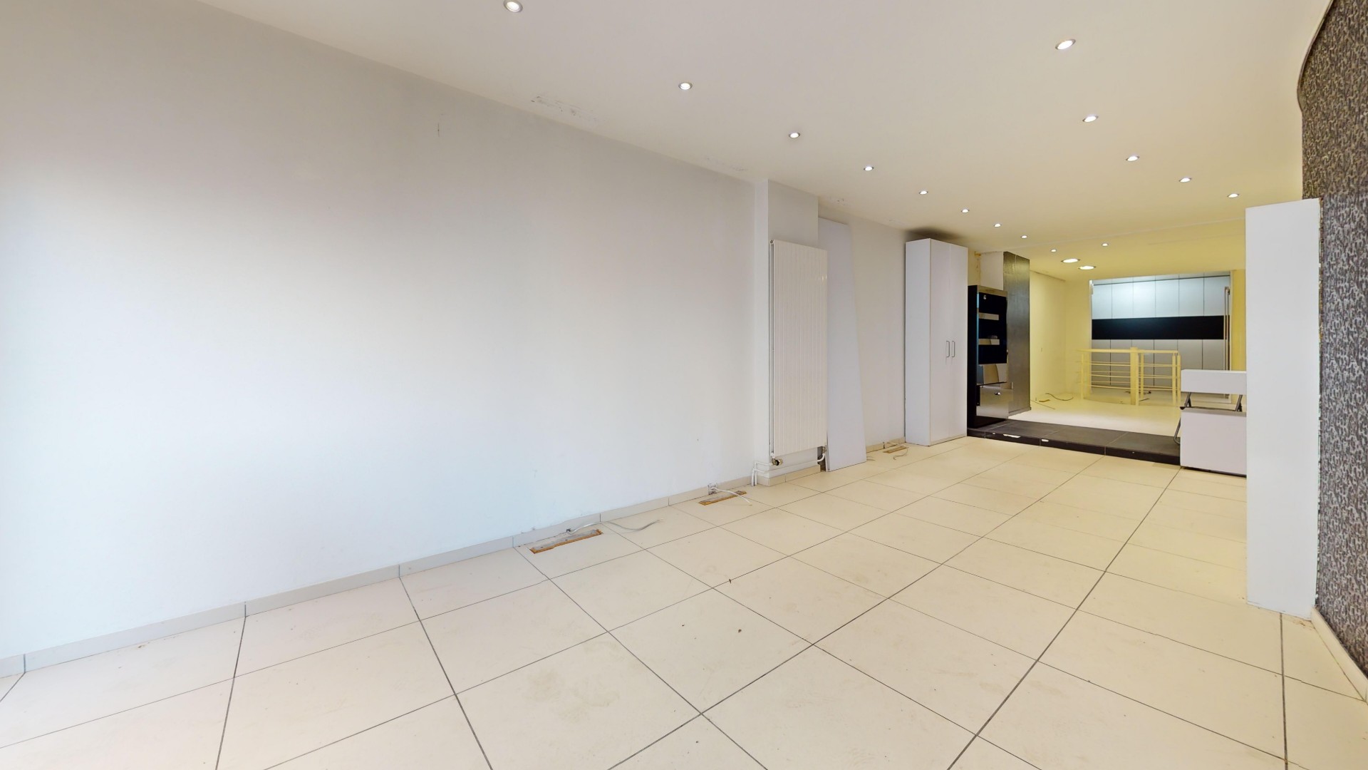 Handelspand op commerciële ligging centraal aan het Van Bunnenplein en de Kustlaan. - foto 3