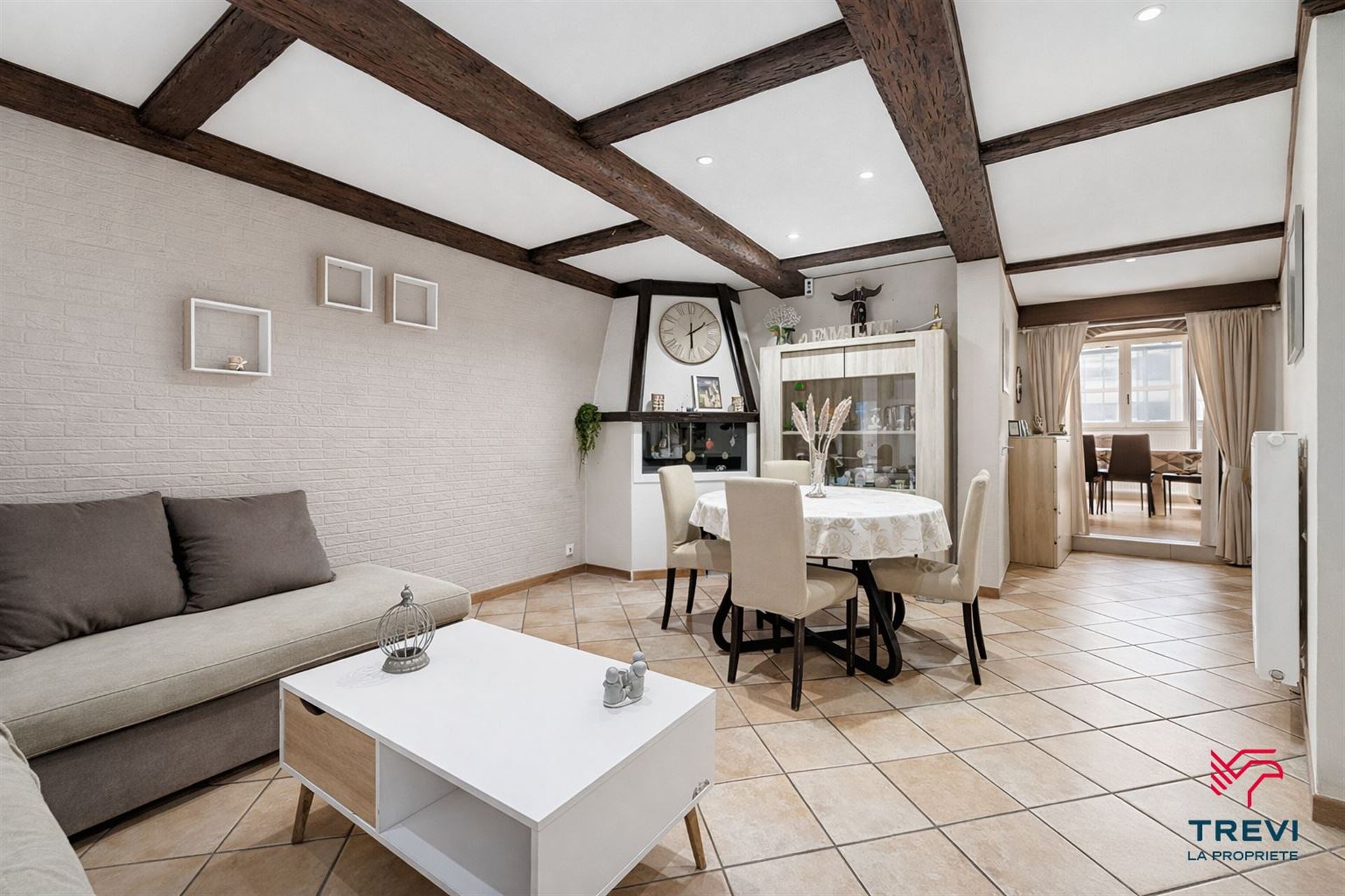 Huis te koop in Gilly met 3 slaapkamers - foto 4