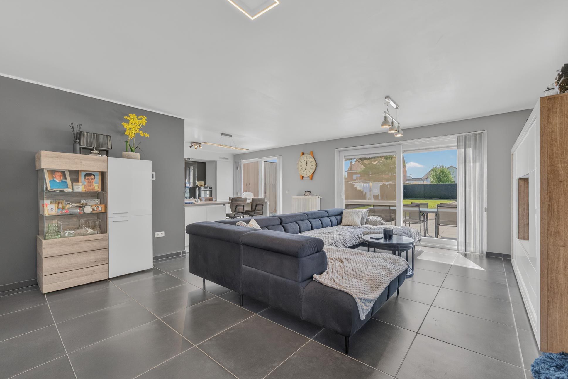 Instapklare energiezuinige gezinswoning met 4 slaapkamers en tuin in Houthulst te koop! - foto 2