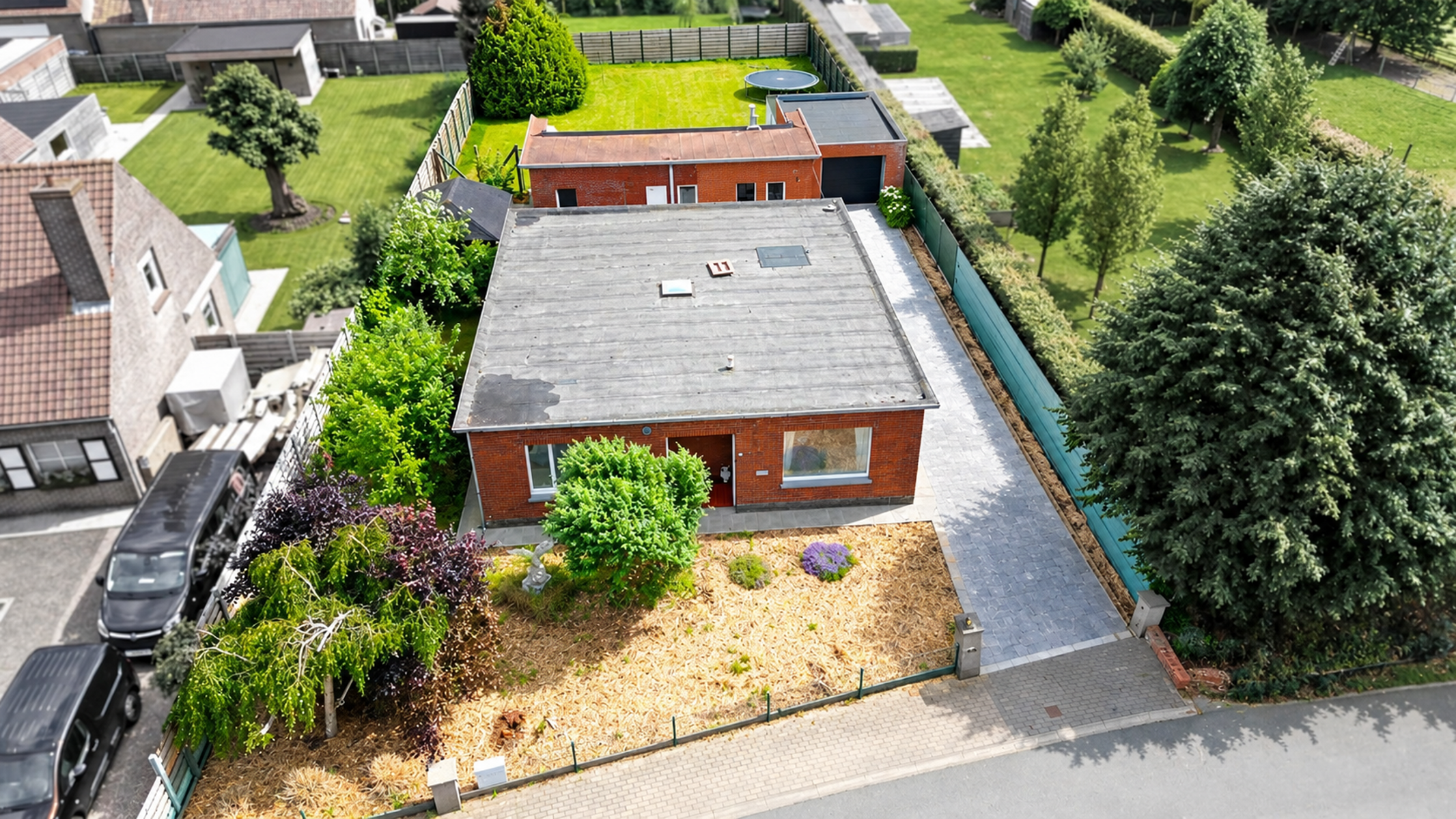 House for sale in Oostkamp with 3 bedrooms - photo 1