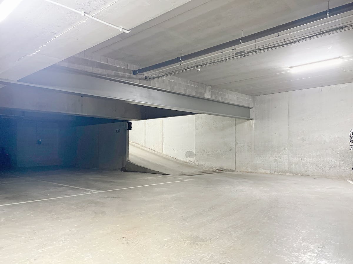 Ondergrondse autostaanplaats te koop in centrum Wilrijk - foto 5