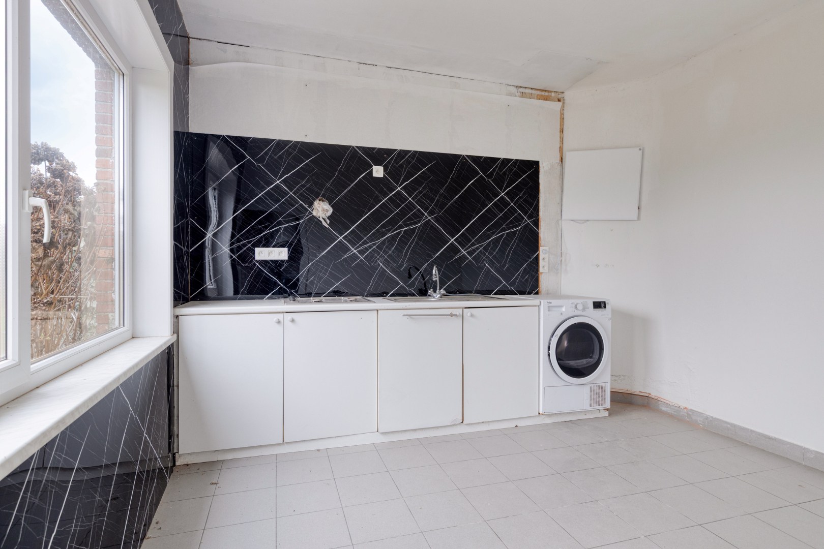 Te renoveren woning in een landelijk gebied in Geel op een perceel van 9.334m² - foto 4