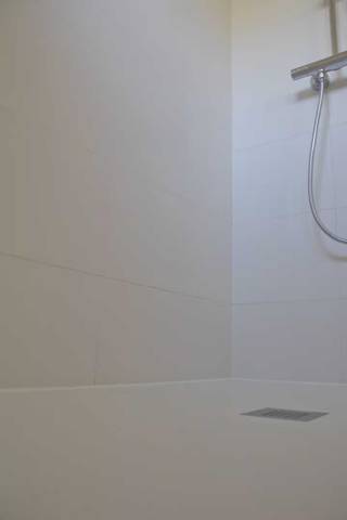 Alleenstaande woning met 2 slaapkamers op rustige liggingBen je op zoek naar een op te knappen alleenstaande woning in een rustige buurt? Deze...
