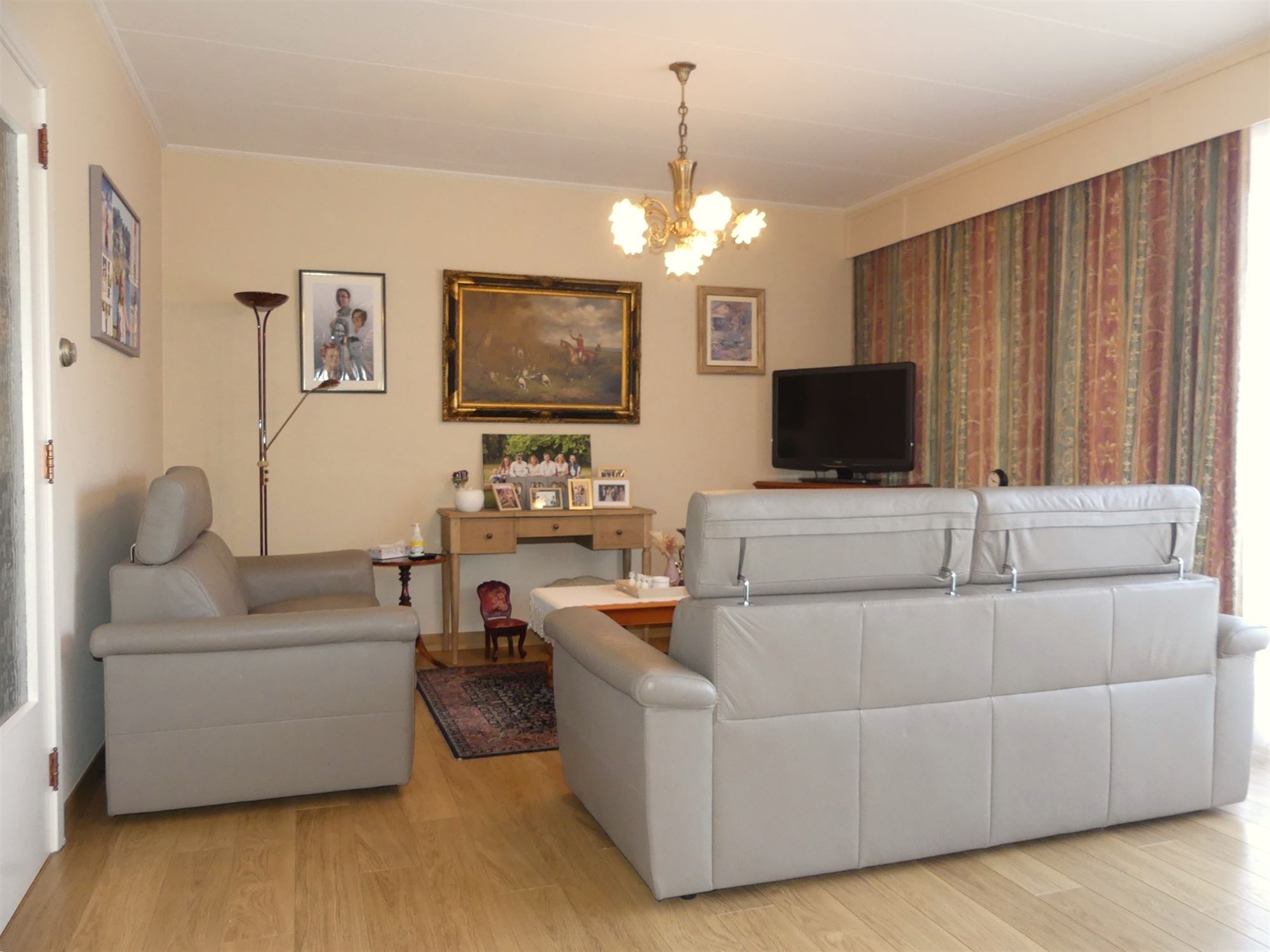 Instapklaar appartement met 3 slaapkamers en garage in het centrum van Diksmuide - foto 2