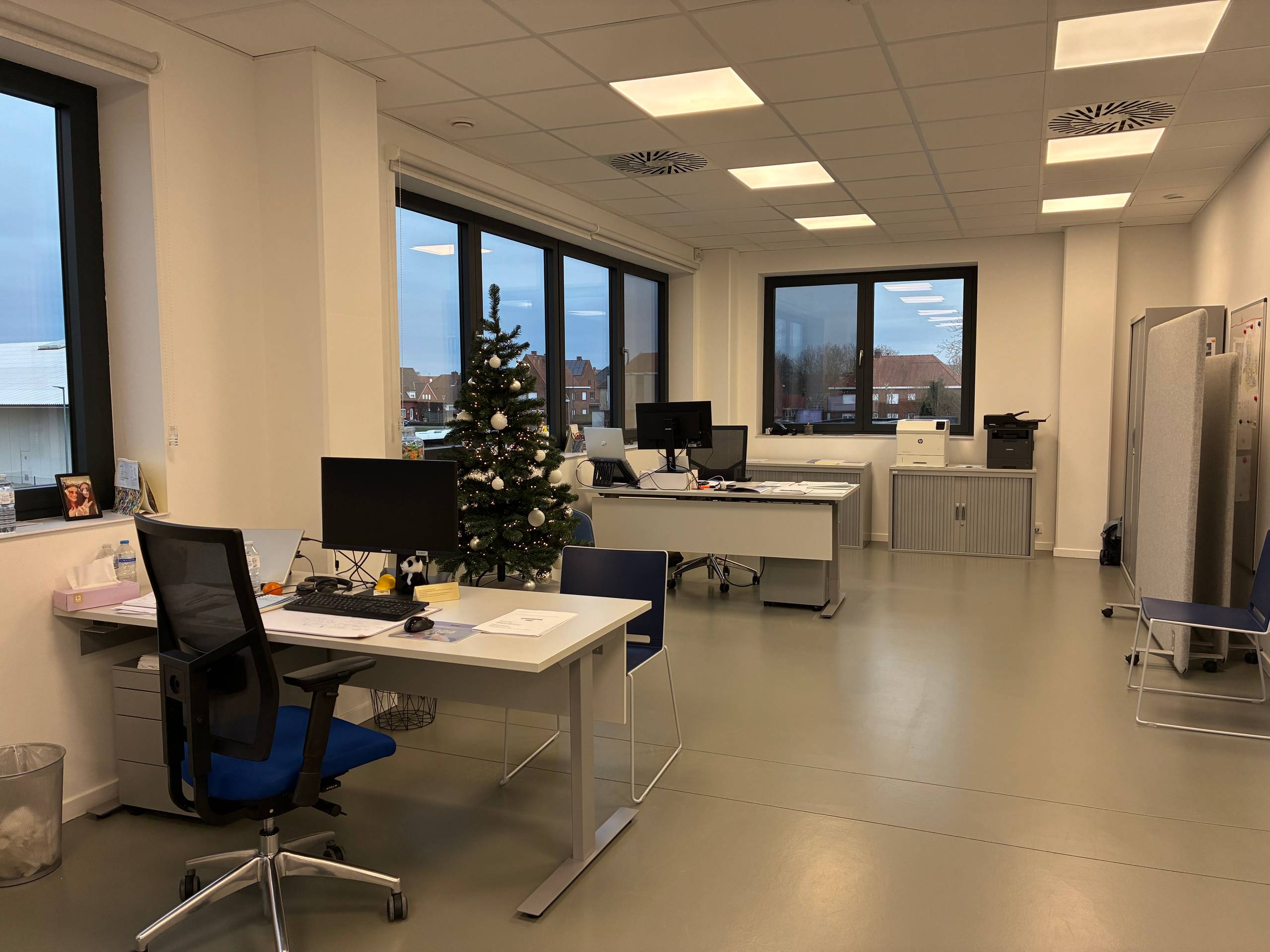 Goedgelegen kantoorruimte te huur in Waregem - foto 5