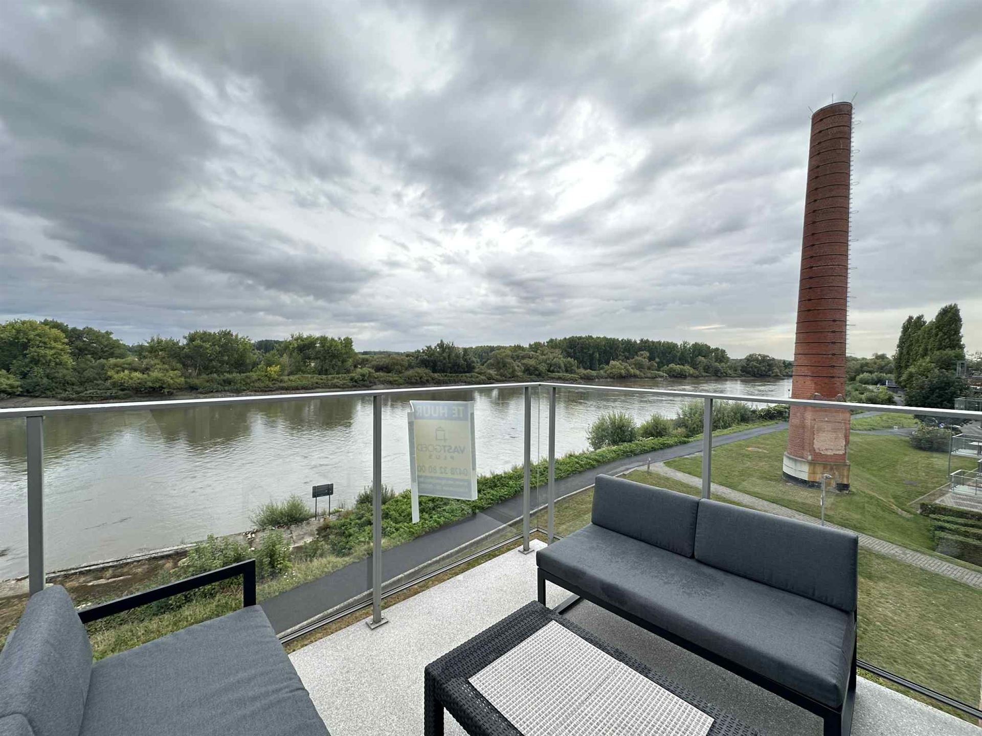 Prachtig appartement met zicht op het water. - foto 3