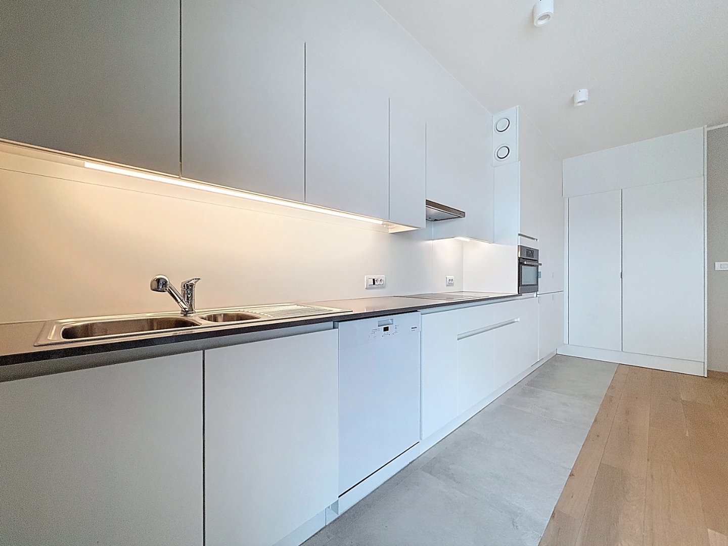 Assistentiewoning met één slaapkamer in residentie Clarenhof te Nieuwpoort - foto 4