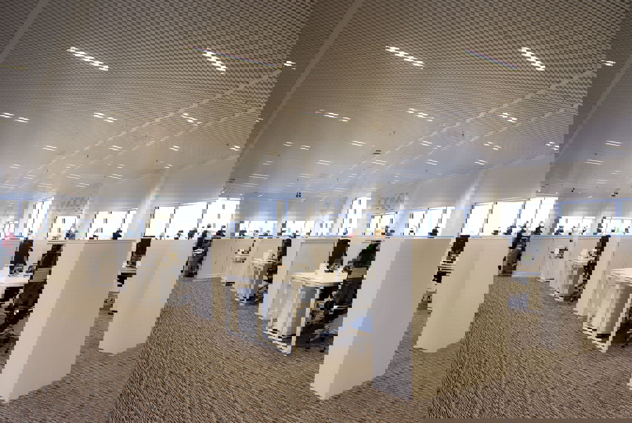 Ruim en Licht Kantoor met Uitzicht op de E313 - foto 4