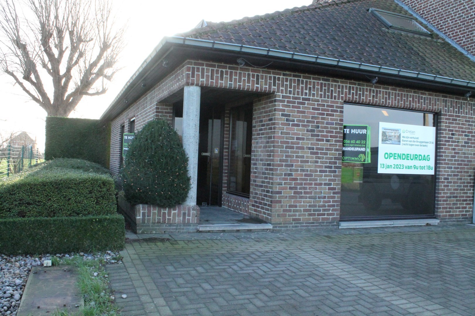 Commerciële ruimte van 134 m² met bijhorende parkingplaatsen - foto 2