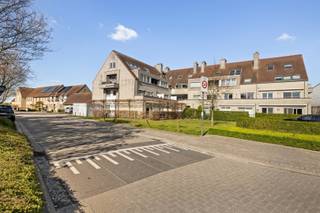 Ben je op zoek naar een instapklaar appartement in het hart van Grembergen? Dan is dit jouw kans! Dit lichtrijk en gezellig appartement met...