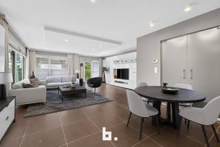 Ontdek dit exclusieve 3-slaapkamerappartement in residentie Tijl & Nele, gelegen aan het Motjespark in de Jacob Van Arteveldestraat 19 bus 2...